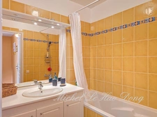 Charmante marina avec 03 chambres en duplex à vendre à Aigues-Mortes (30220)