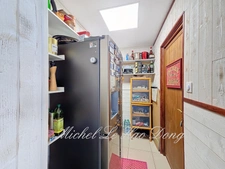 House for sale 4 rooms AIGUES MORTES (30)