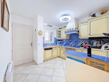 House for sale 4 rooms AIGUES MORTES (30)