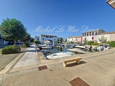 House for sale 4 rooms AIGUES MORTES (30)