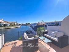 Dpt Gard (30), à vendre AIGUES MORTES marina de type P3 de 64 m²