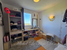 Charmante maison avec 03 chambres en duplex à CALVISSON (30420)