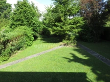Investissez dans l’avenir à Bréval : Maison a fort potentiel avec terrain de 3200m2   