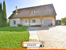 La quiétude aux portes de tout pour cette jolie maison de 152m2 avec 4 chambres !!