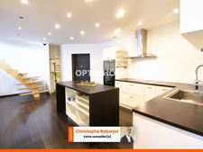 JOLI POTENTIEL pour ce Duplex en HYPER CENTRE VILLE, avec possibilité de 4 chambres et immédiatement disponible !!