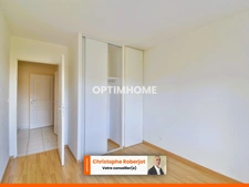 Lumineux appartement de 3 pièces, classé C, avec terrasse et garage quartier clinique Ste Marie à CHALON SUR SAONE 