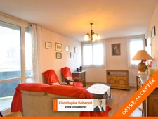 Joli 5 pièces de 100m2 habitables avec balcon, terrasse et garage sécurisé proche de tout !! 