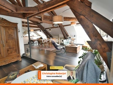 Rare à Chalon - Lumineux Appartement Atypique de 143m2 avec une magnifique pièce de vie et 4/5 chambres