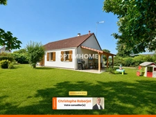 Jolie maison de plain-pied de 100m2 sur un terrain clos de 1100m2: calme et proximité de tout