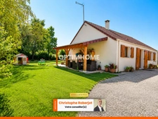 Jolie maison de plain-pied de 100m2 sur un terrain clos de 1100m2: calme et proximité de tout
