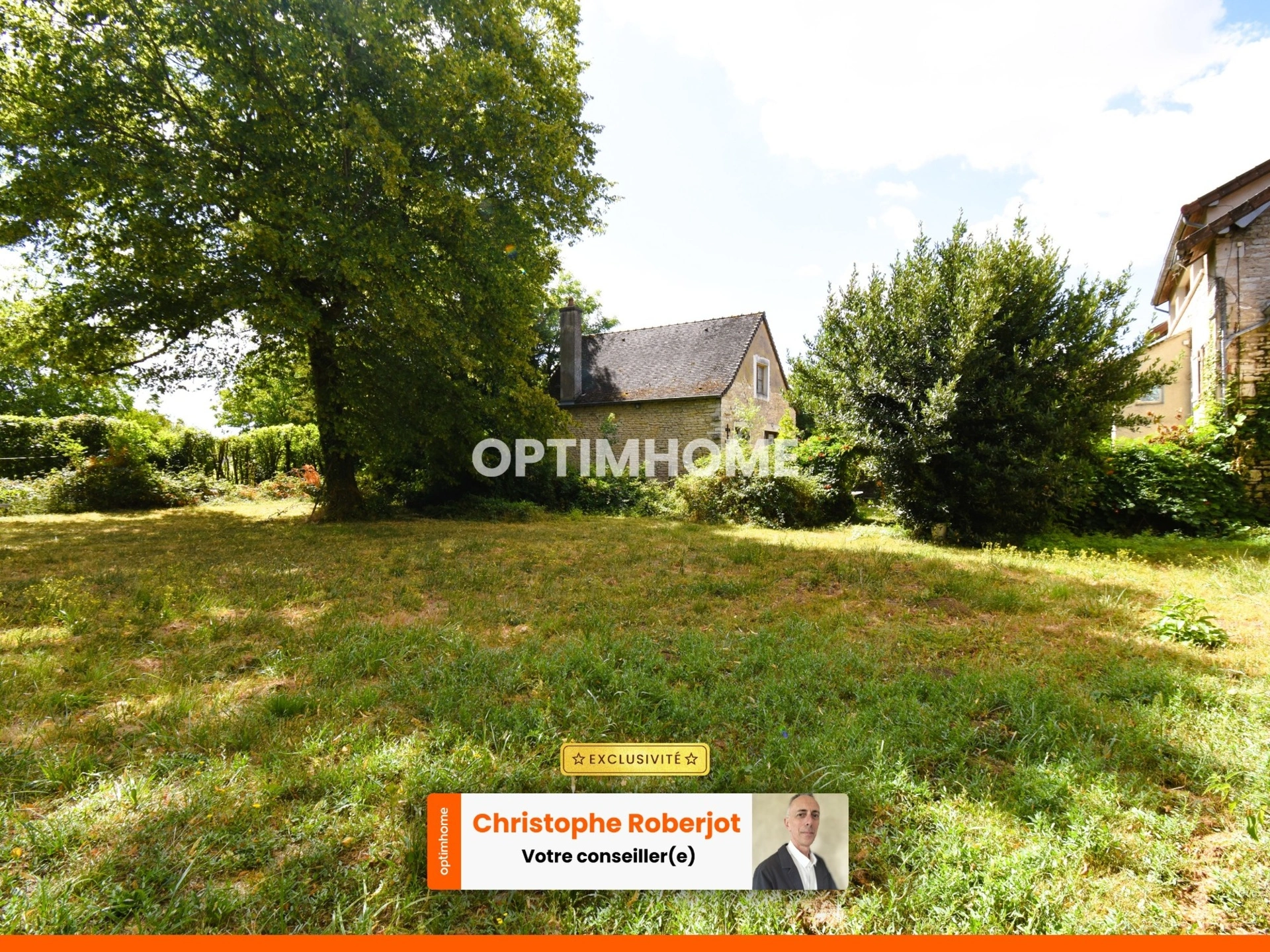 Maison 10 pièces 180 m² · à Fontaines · 180 m² · 260 000 €