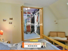 La quiétude aux portes de tout pour cette jolie maison de 152m2 avec 4 chambres !!