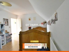 La quiétude aux portes de tout pour cette jolie maison de 152m2 avec 4 chambres !!