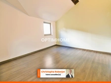 DUPLEX rénové en hyper centre-ville piétonnier