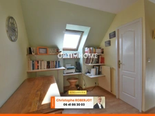 La quiétude aux portes de tout pour cette jolie maison de 152m2 avec 4 chambres !!