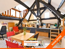 Appartement T3 atypique et avec beaucoup de charme au coeur de Buxy
