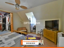 La quiétude aux portes de tout pour cette jolie maison de 152m2 avec 4 chambres !!
