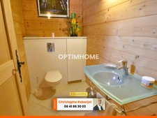 Inédit et rare sur le département: Maison de 220m2 en bois massif sur 2610m2 de terrain clos de murs