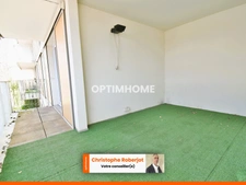 Lumineux appartement de 3 pièces, classé C, avec terrasse et garage quartier clinique Ste Marie à CHALON SUR SAONE 