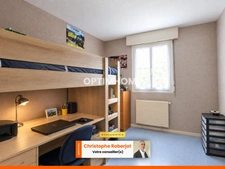 Spécial investisseur: Appartement de 4 pièces avec balcon et garage au centre ville de Chalon sur Saône