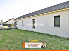 Maison de plain pied avec 3 chambres posée sur 1000m2 - RT 2012