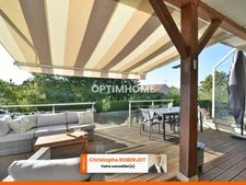 Belle maison de 320m2 au sol sur 1700m2 de terrain clos et piscinable aux portes de Chalon sur Saône