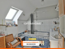 La quiétude aux portes de tout pour cette jolie maison de 152m2 avec 4 chambres !!