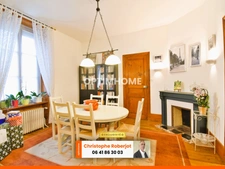 Maison de ville de 160m2 avec de beaux volumes et un intérieur ambiance COTTAGE