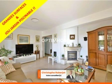 Belle maison de 320m2 au sol sur 1700m2 de terrain clos et piscinable aux portes de Chalon sur Saône