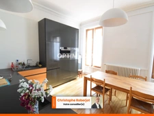 Lumineux appartement Haussmanien de 142m2 au centre-ville de Chalon sur Saône