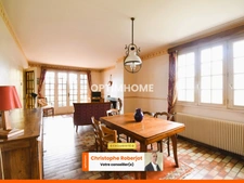 Maison de 6 pièces avec du potentiel sur un terrain de 1156m2