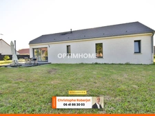 Maison de plain pied avec 3 chambres posée sur 1000m2 - RT 2012