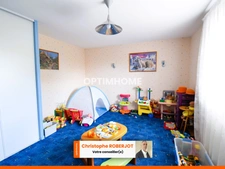 Agréable Maison avec de grands volumes à MESSEY SUR GROSNE (71)
