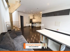 JOLI POTENTIEL pour ce Duplex en HYPER CENTRE VILLE, avec possibilité de 4 chambres et immédiatement disponible !!