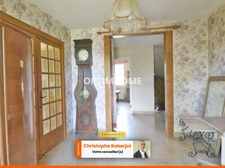 RARE dans la Côte Chalonnaise: Maison de 243 m2 habitable dans un parc arboré de 5000m2  