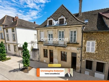 Très rare à Givry !! Immeuble de rapport de 5 appartements avec aménagement possible d'appartements supplémentaires