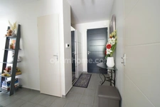 PONT-DU-CHÂTEAU – PLAIN-PIED 92 M² – 3 CHAMBRES – EXTÉRIEUR SOIGNÉ