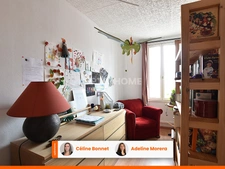 Maison de village : 110m2 / 3 chambres / terrasse / garage / caves