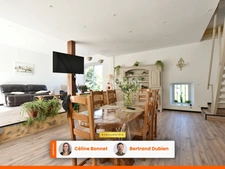 Ensemble immobilier : maison 164m2 et dépendances sur 9466m2 de parcelles