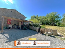 Ensemble immobilier : maison 164m2 et dépendances sur 9466m2 de parcelles
