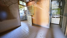 🏡 À vendre – Authentique maison en pierre avec grand terrain et potentiel d’agrandissement