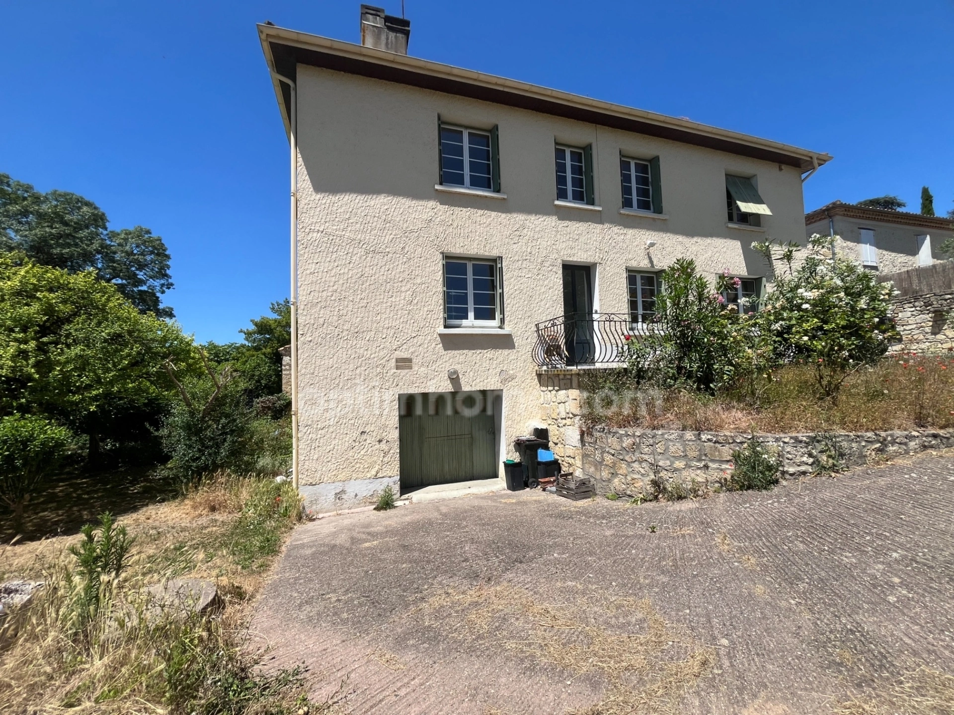 Maison 6 pièces 134 m² · à Cassaigne · 134 m² · 82 500 €