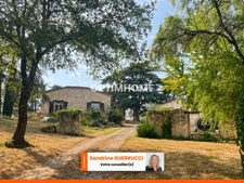 PROPRIETE D'EXCEPTION AVEC 8 HECTARES, 2 LACS - VUE IMPRENABLE SUR LES PYRENES - CASTERA VAERDUZAN (32)