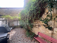 MAISON EN PIERRE + MAISONNETTE + GARAGE 10 PIECES 230 M² 