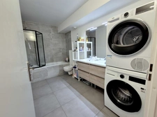 Aubervilliers — Rue André Karman | Superbe 4 pièces de 84 m² avec grand balcon, parking & potager sur le toit ! (93)