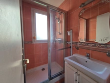 Appartement à vendre 4 pièces avec loggia fermée, cave et parking en sous sol ASNIERES SUR SEINE (92)