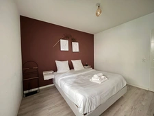 À Vendre – Appartement 2 pièces avec terrasse, jardin et parking – Colombes  (92)