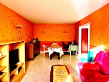 Appartement à vendre 4 pièces avec loggia fermée, cave et parking en sous sol ASNIERES SUR SEINE (92)
