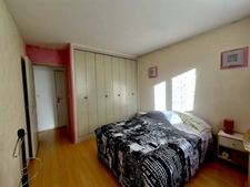 Appartement à vendre 4 pièces avec loggia fermée, cave et parking en sous sol ASNIERES SUR SEINE (92)