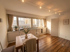 Appartement à vendre studio COURBEVOIE (92) proche quartier d'affaire de la Défense